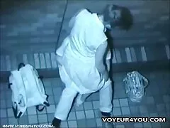 La bella mora Kristy Black fa il culo dando il giorno per cazzi film porno di vecchie troie enormi in bianco e nero che martellano i suoi buchi con passione