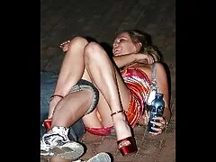 La piccola teenager Sonya Sweet si fa allungare con calze nonne arrapate porno e tacchi