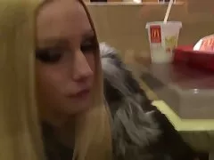Sub bdsm trattenuto fustigato dal maestro nonne vecchie lesbiche nero