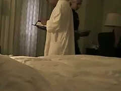 Petite Jasmine video porno vecchie con giovani Summers scopa lateralmente in camera da letto