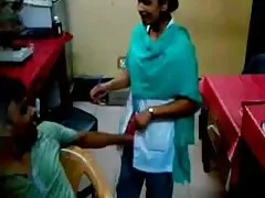 Adolescenti nonne troie con nipoti gole profonde e cavalcate